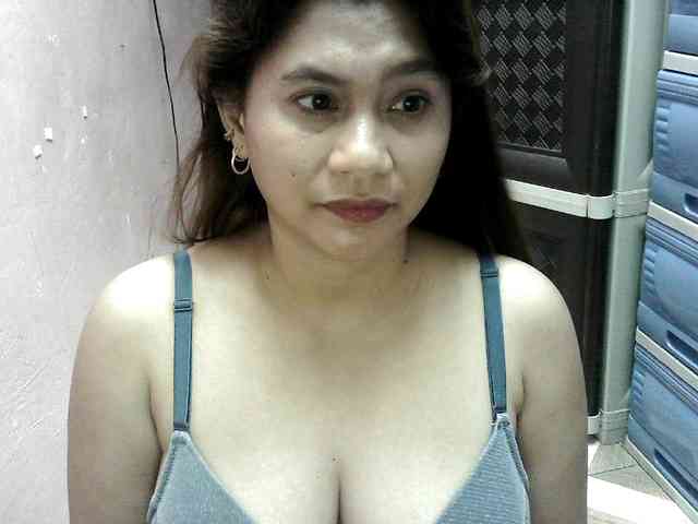 peenastyfame webcam