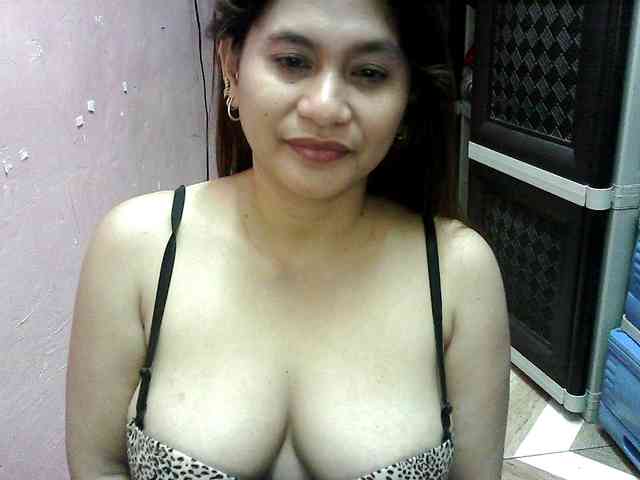 peenastyfame webcam