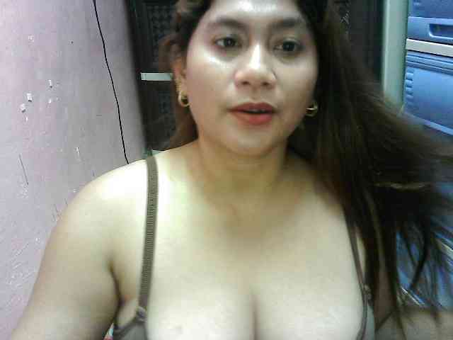peenastyfame webcam