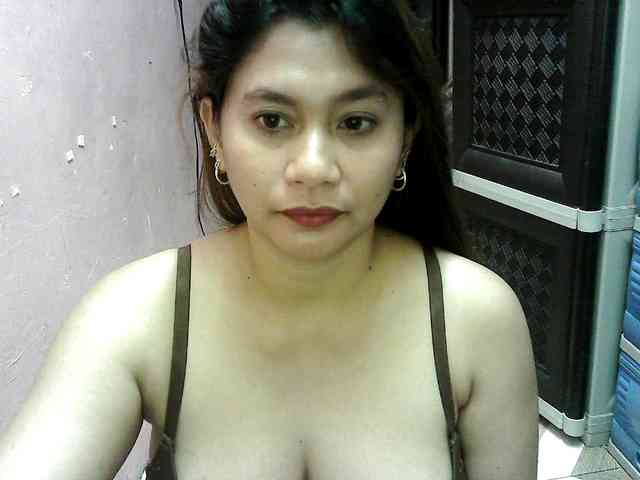 peenastyfame webcam