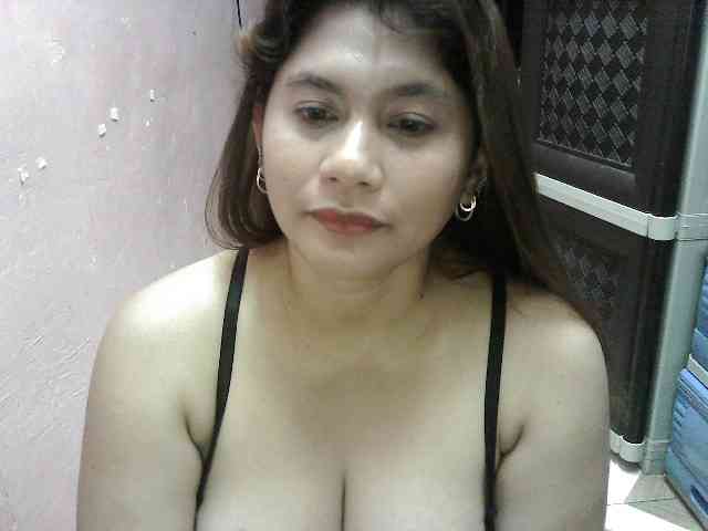 peenastyfame webcam