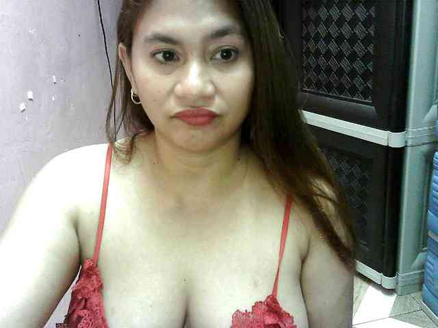 peenastyfame webcam