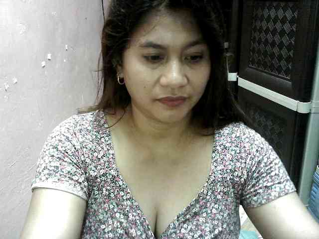 peenastyfame webcam