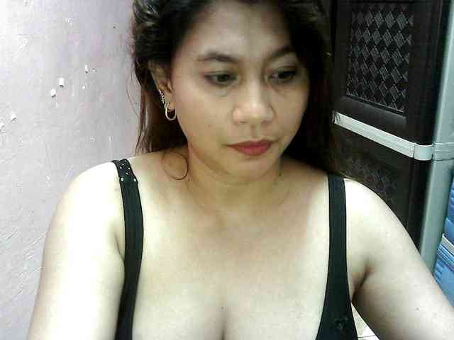 peenastyfame webcam