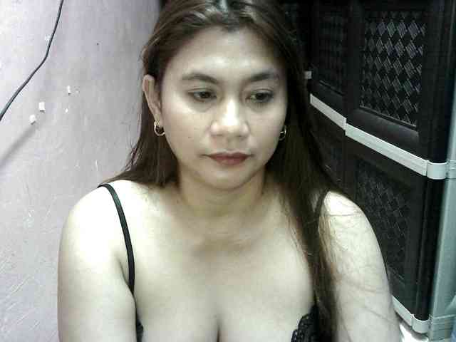 peenastyfame webcam