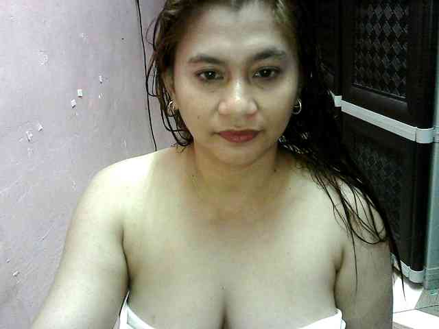 peenastyfame webcam