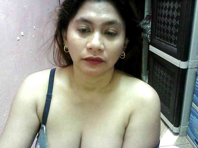 peenastyfame webcam