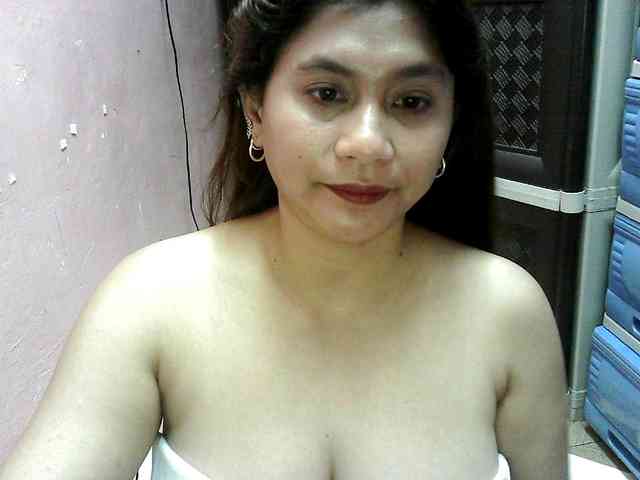 peenastyfame webcam