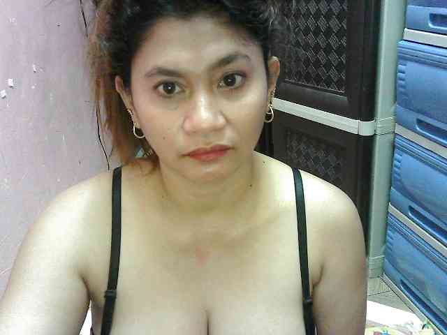 peenastyfame webcam