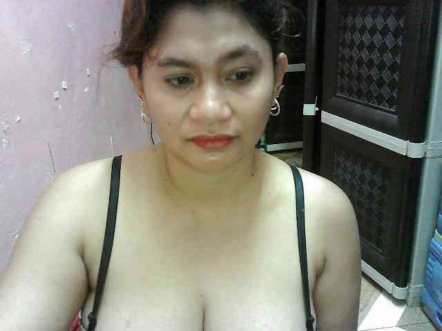 peenastyfame webcam