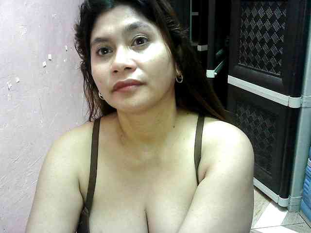 peenastyfame webcam