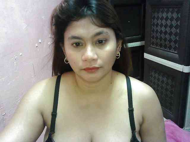 peenastyfame webcam