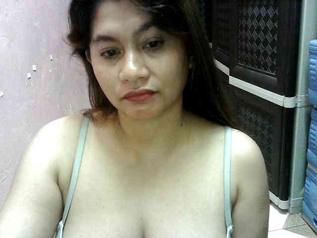 peenastyfame webcam