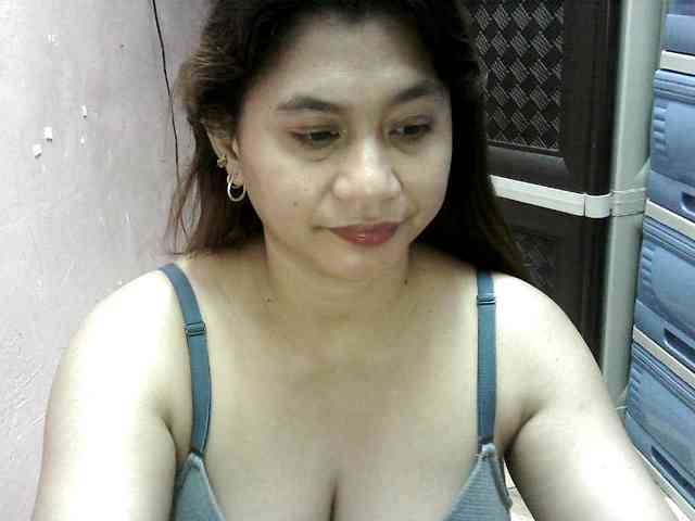 peenastyfame webcam