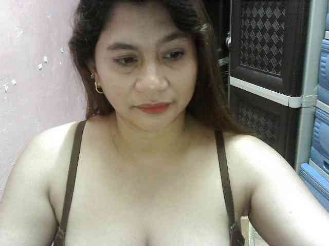 peenastyfame webcam