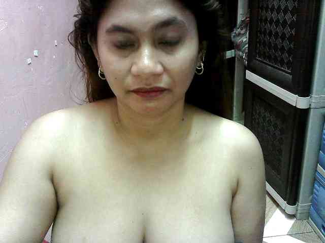 peenastyfame webcam