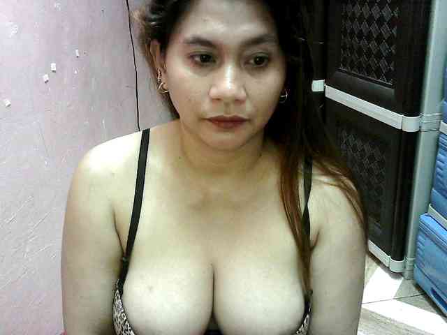 peenastyfame webcam