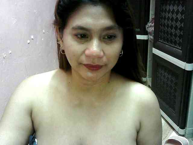 peenastyfame webcam