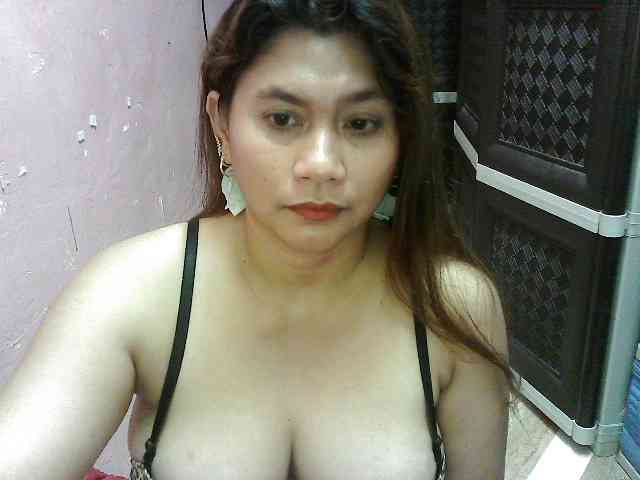 peenastyfame webcam