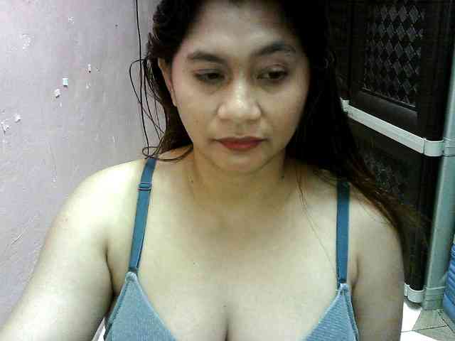 peenastyfame webcam
