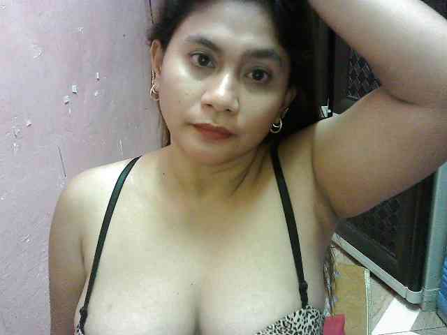 peenastyfame webcam