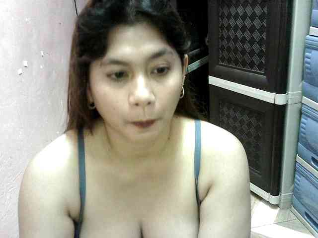 peenastyfame webcam