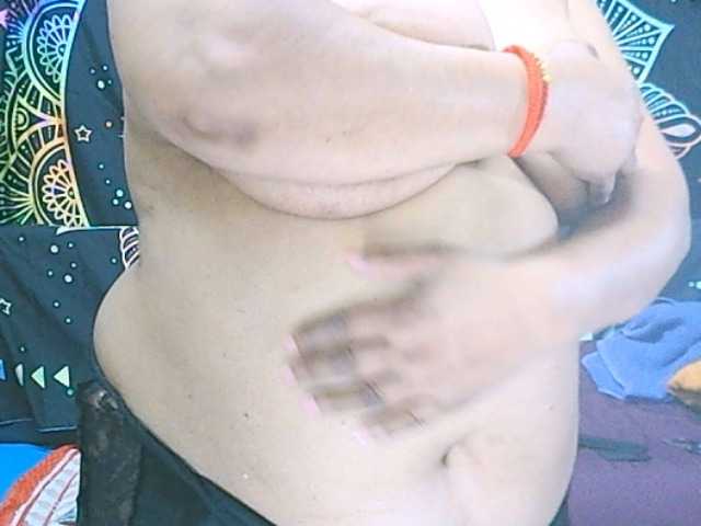 matureindian live cam on BongaCams