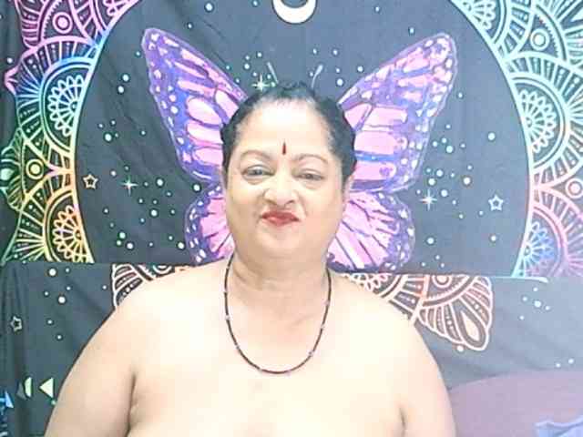 matureindian's live room