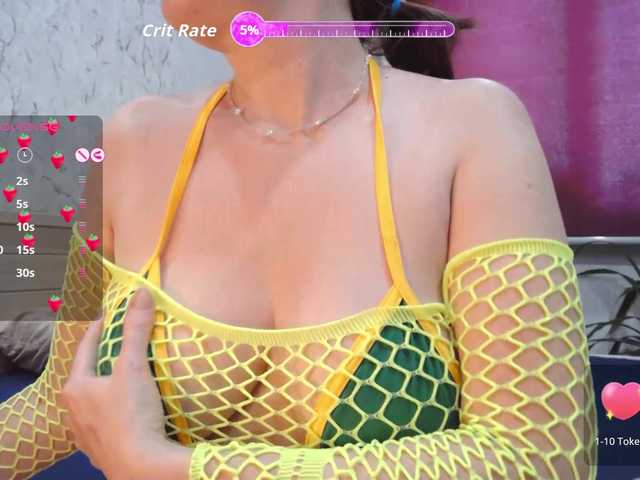 SweetFox live cam on BongaCams