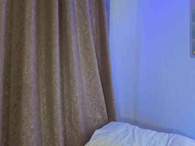 AnnaSmile webcam