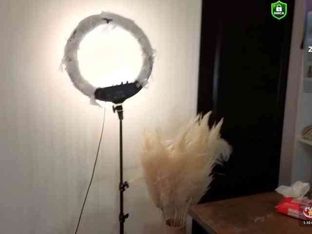AnnaSmile webcam