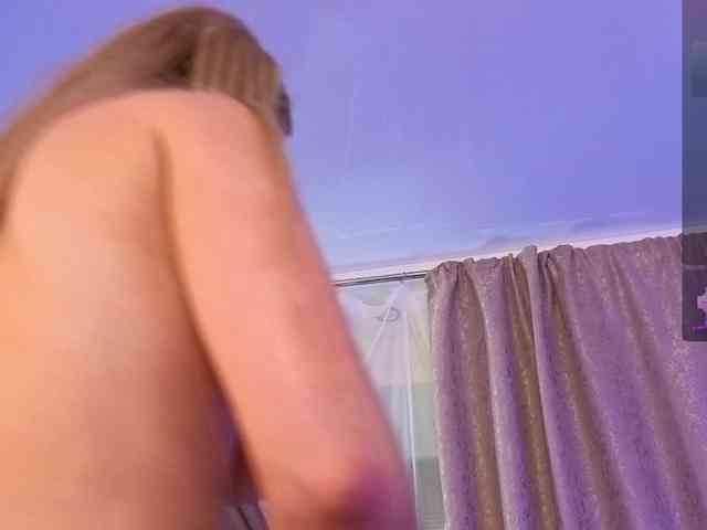 AnnaSmile webcam
