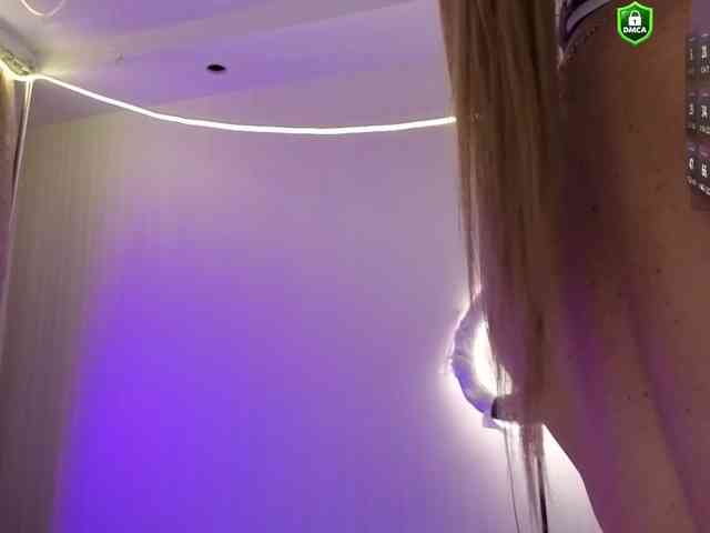 AnnaSmile webcam