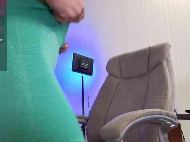 AnnaSmile webcam