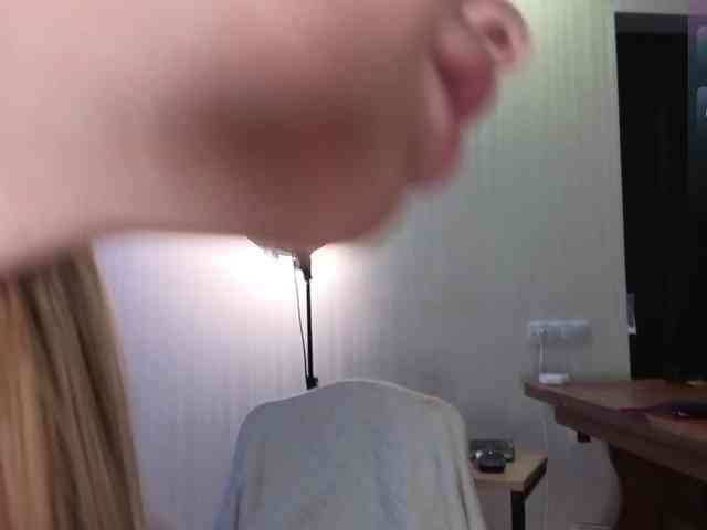 AnnaSmile webcam