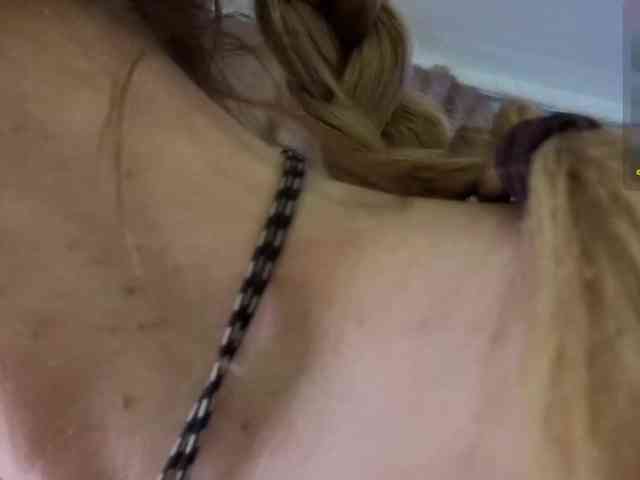 AnnaSmile webcam