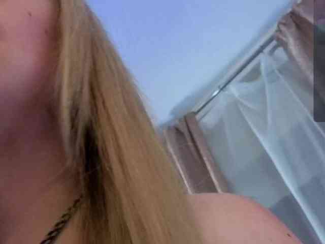 AnnaSmile webcam