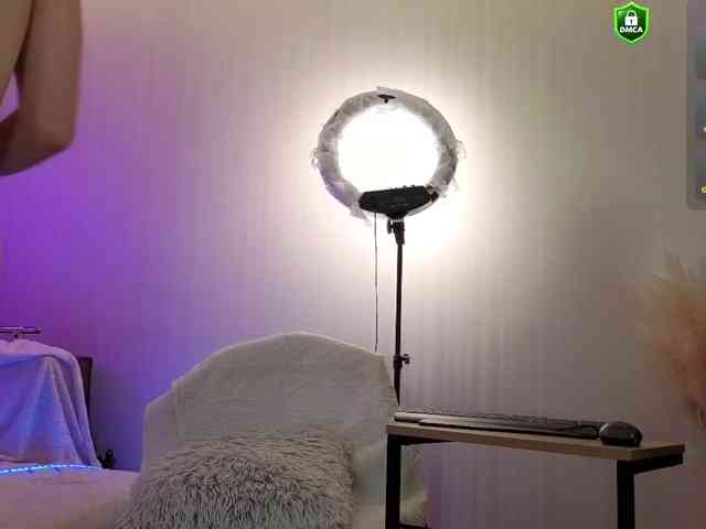 AnnaSmile webcam