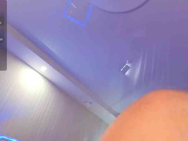AnnaSmile webcam