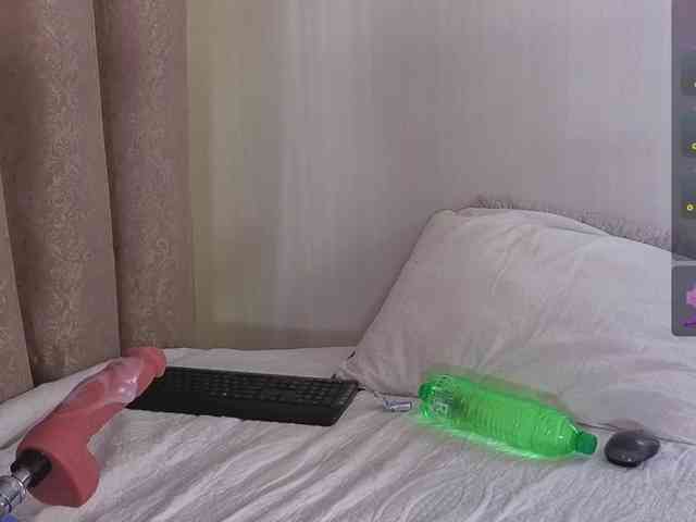 AnnaSmile webcam