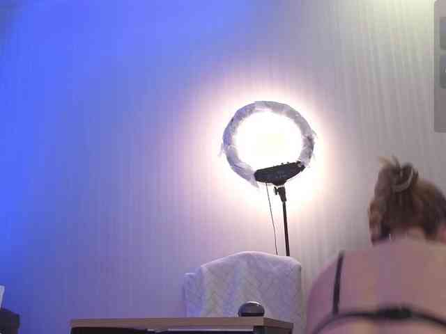 AnnaSmile webcam