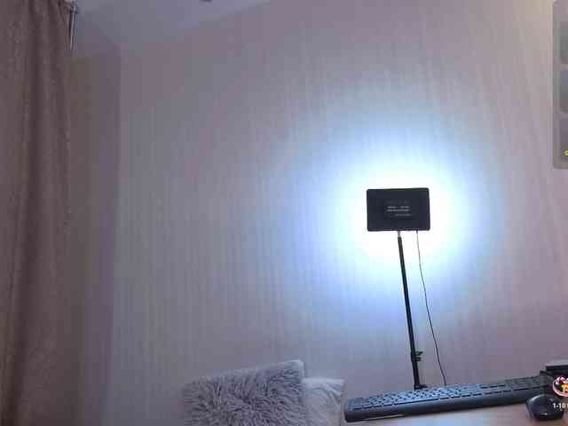 AnnaSmile webcam