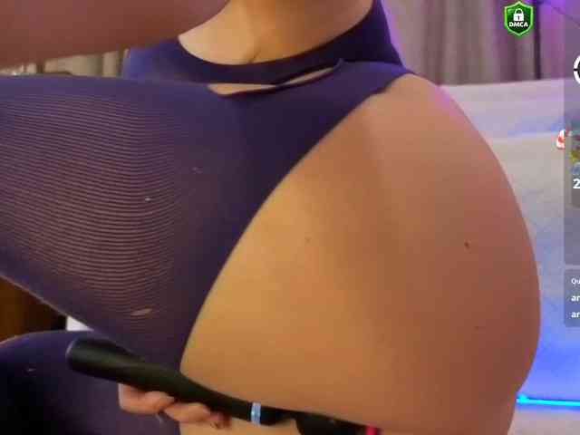 AnnaSmile webcam