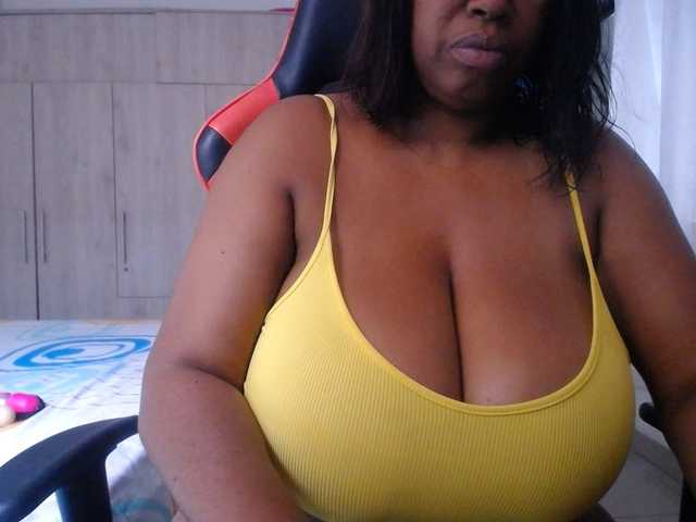 agatafox live cam preview