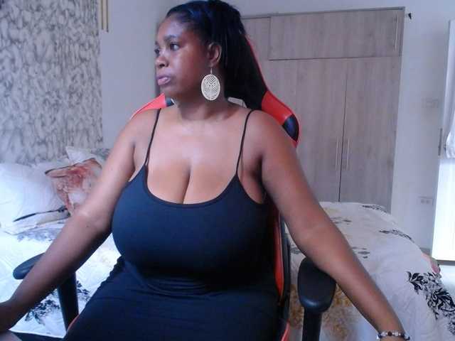 agatafox live webcam show
