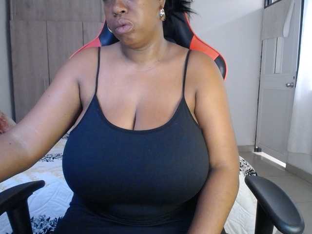 agatafox live webcam show
