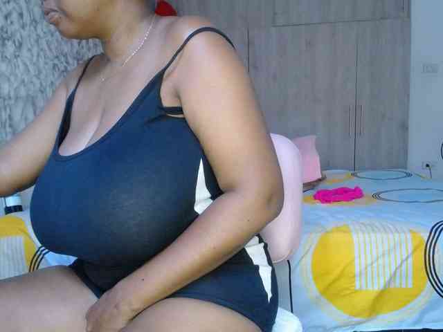 Model: agatafox