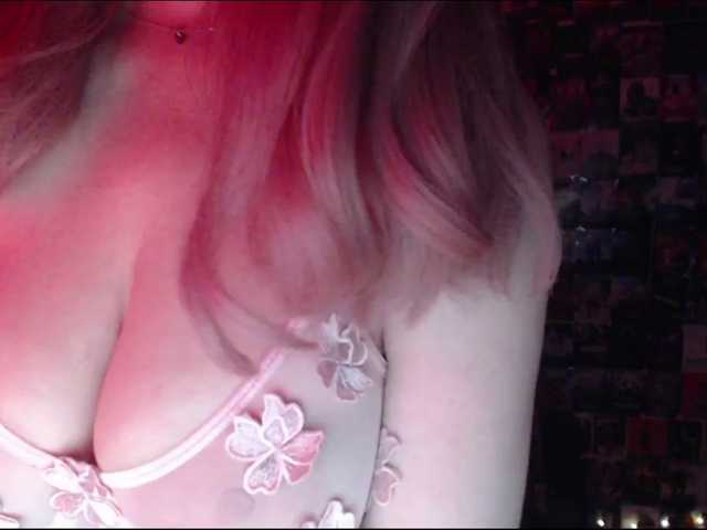 MoonYourLife, en directo ahora en BongaCams