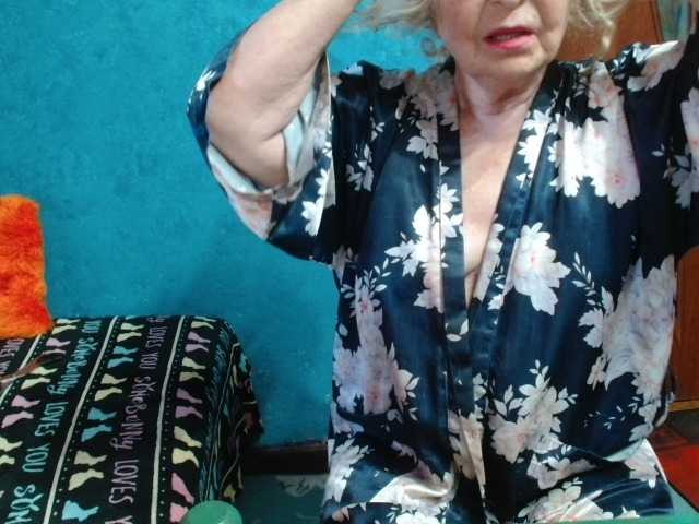 milo4ka77 live cam on BongaCams
