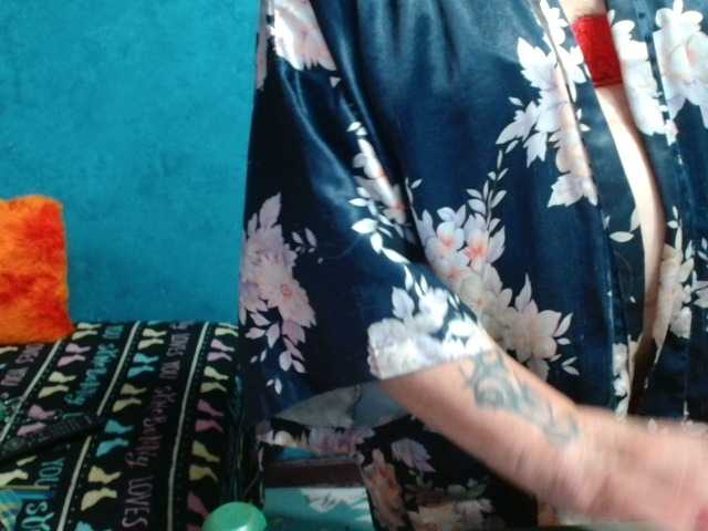 milo4ka77 live cam on BongaCams